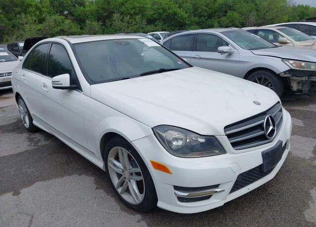 2014 MERCEDES-BENZ C-Class