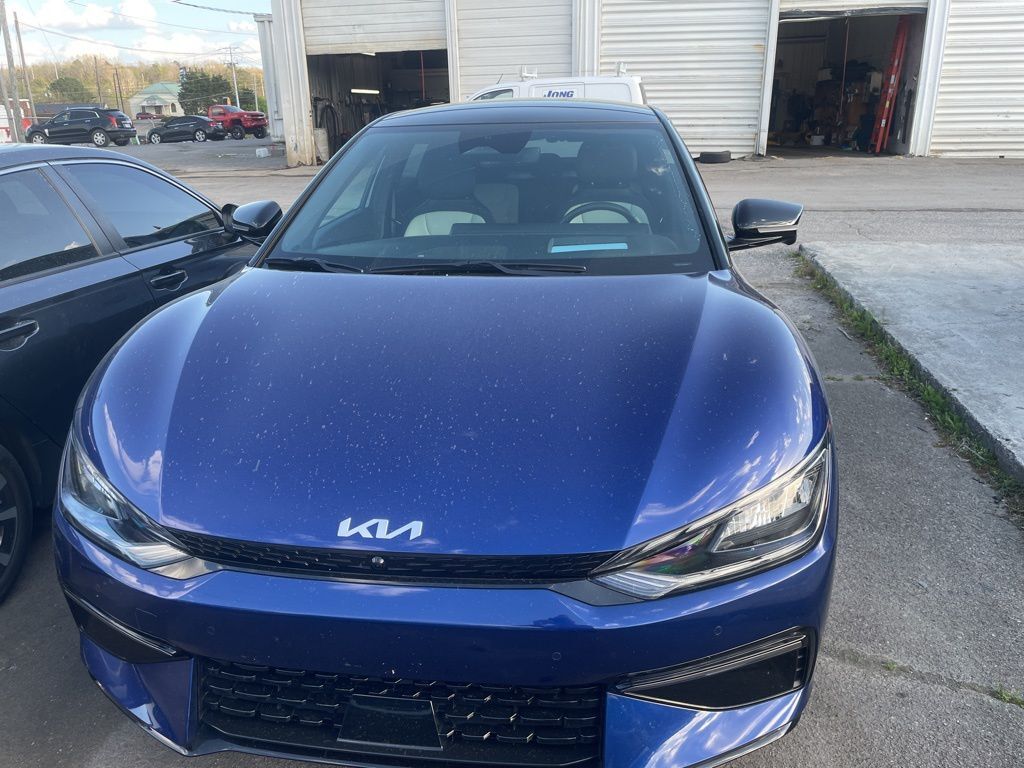 2023 KIA EV6