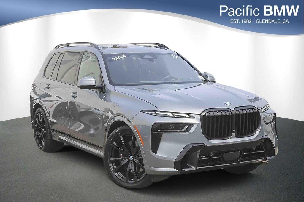 2024 BMW X7