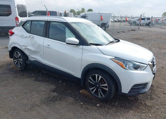 2020 NISSAN Kicks