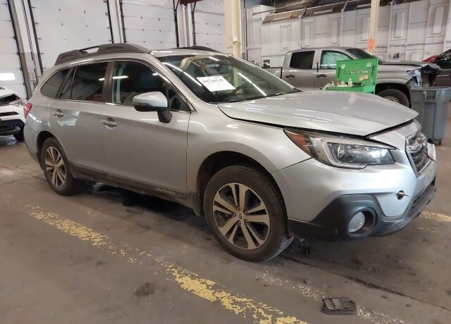 2018 SUBARU Outback