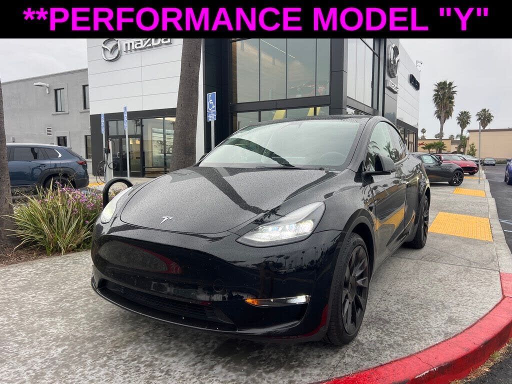 2022 TESLA Model Y