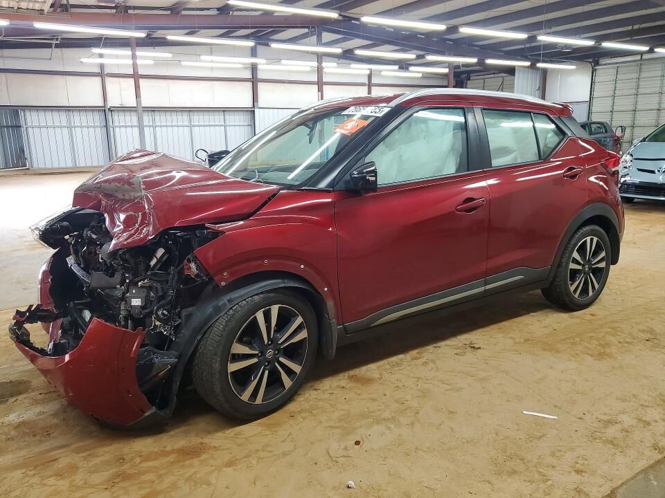 2020 NISSAN Kicks