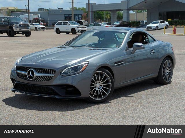 2017 MERCEDES-BENZ SLC-Class