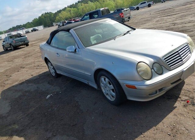 2000 MERCEDES-BENZ CLK-Class