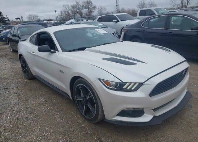 2017 FORD Mustang