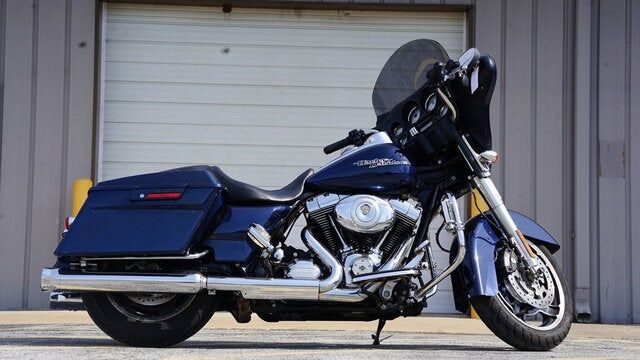 2012 HARLEY DAVIDSON Street Glide 103