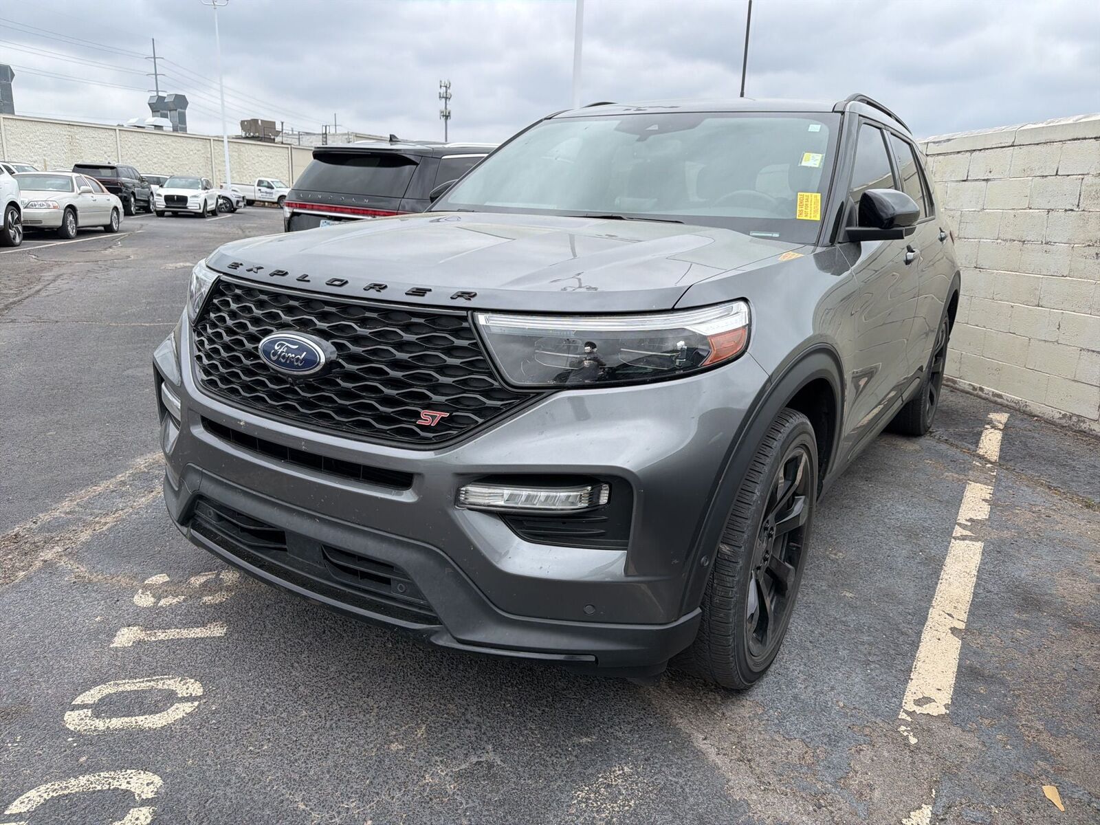 2021 FORD Explorer