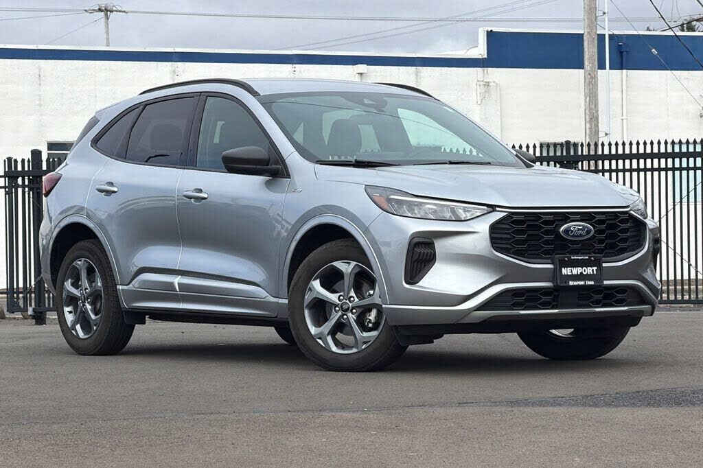 2023 FORD Escape