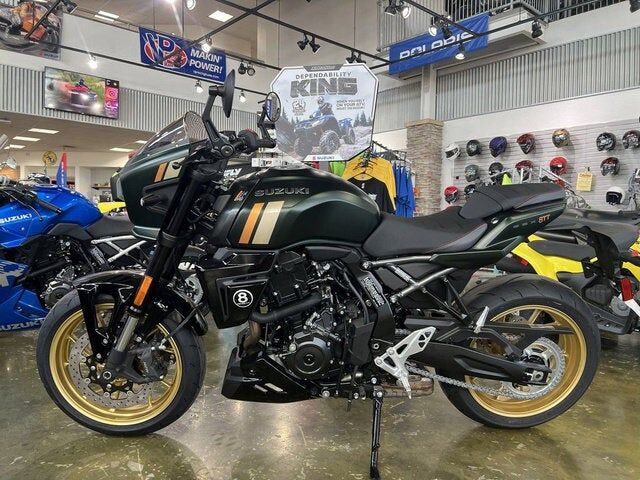 2026 SUZUKI GSX-8TT