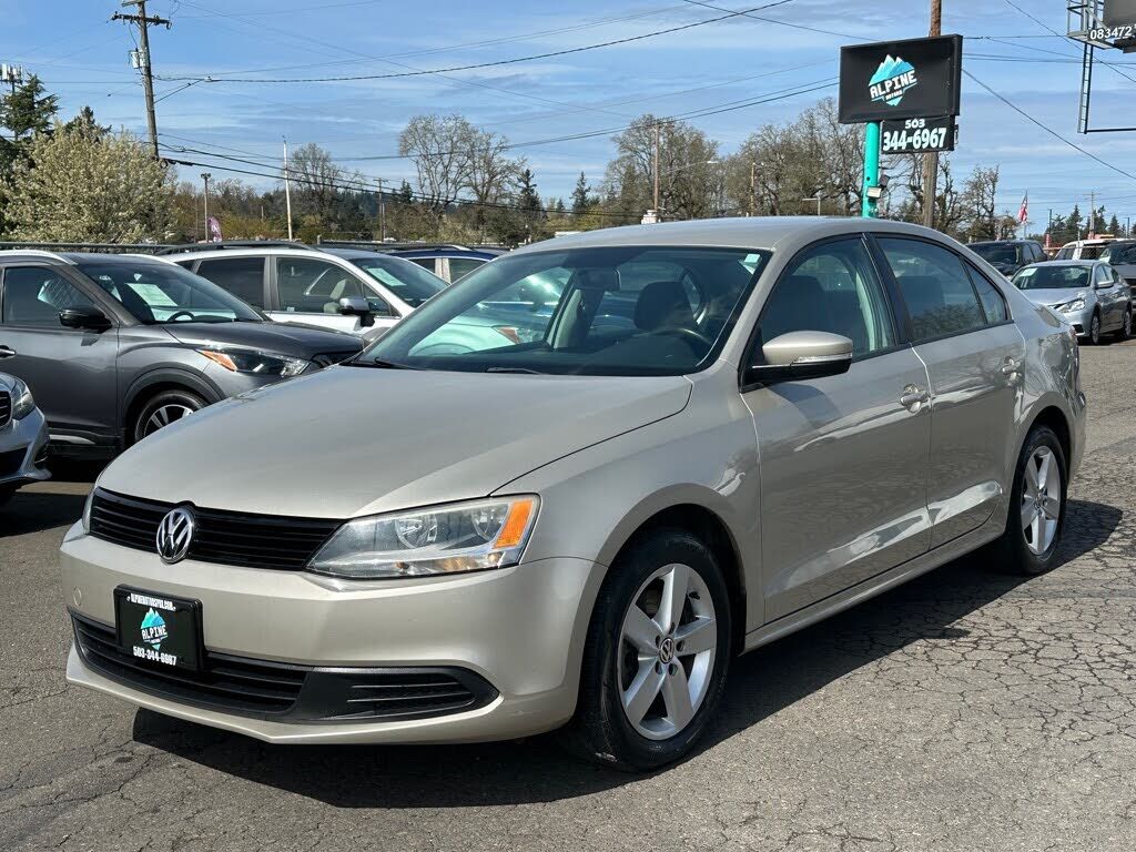 2012 VOLKSWAGEN Jetta