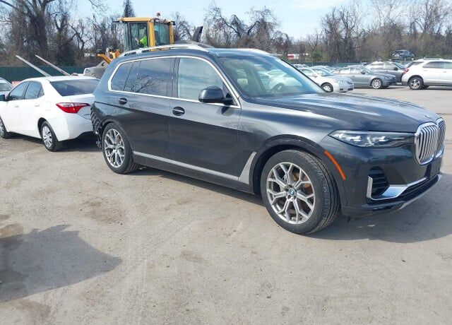 2020 BMW X7