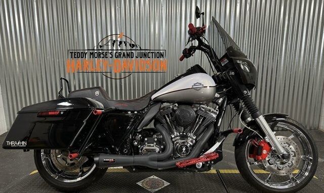 2009 HARLEY DAVIDSON FLHRC / Road King Classic