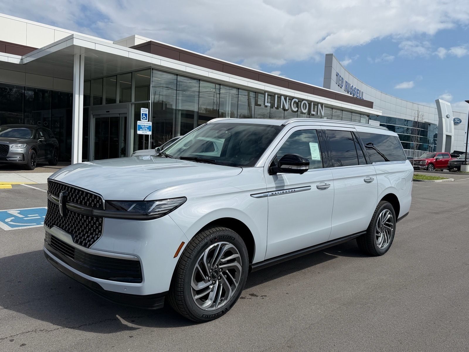 2026 LINCOLN Navigator L