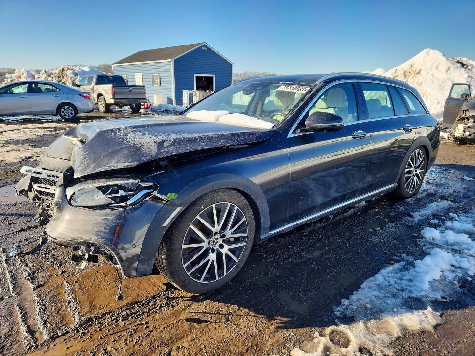 2021 MERCEDES-BENZ E-Class