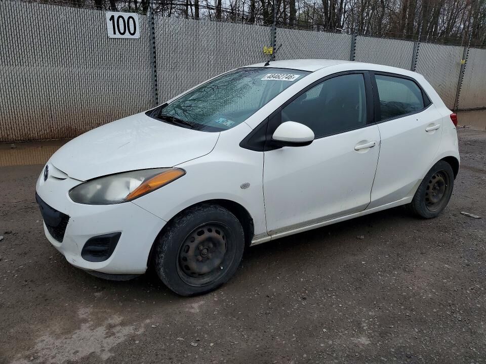 2014 MAZDA Mazda2