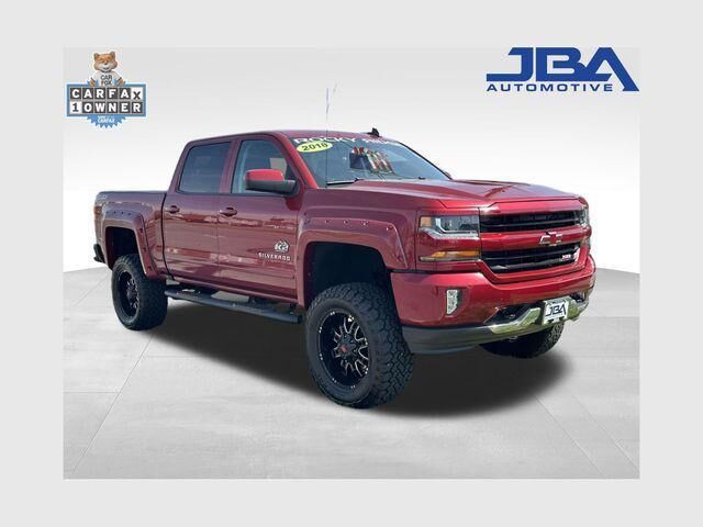 2018 CHEVROLET Silverado
