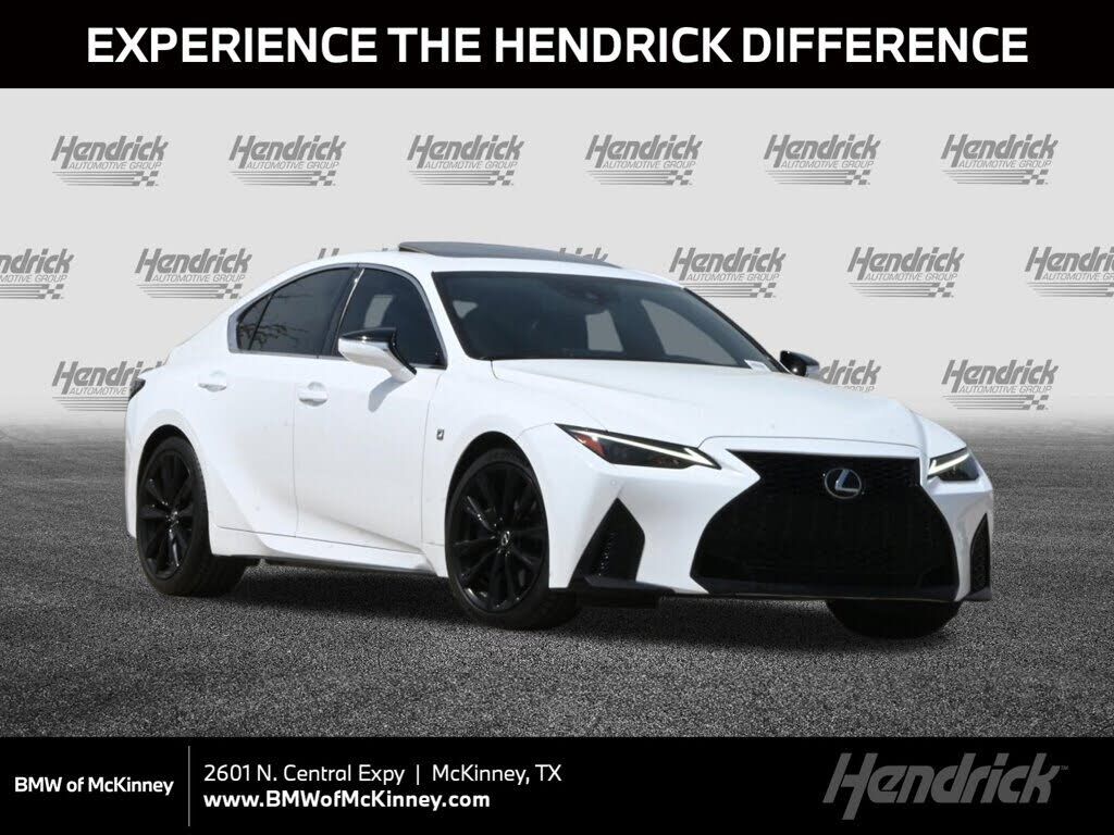 2023 LEXUS IS