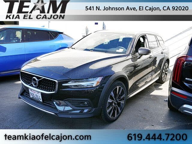 2020 VOLVO V60CC