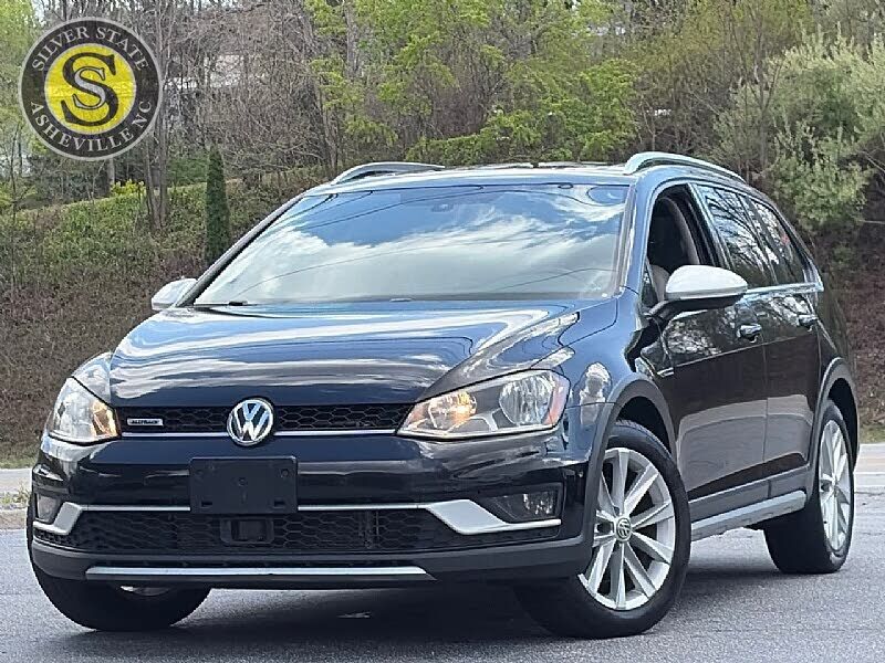 2017 VOLKSWAGEN Golf Alltrack