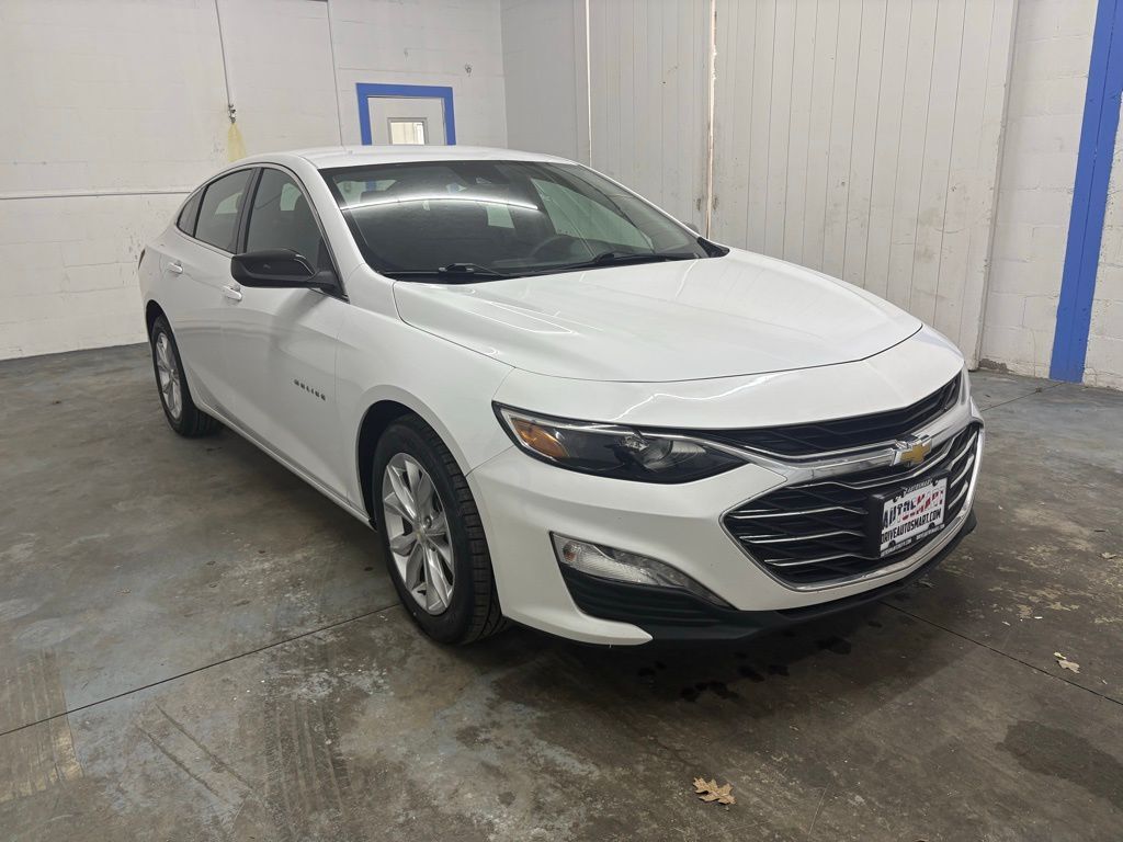 2023 CHEVROLET Malibu