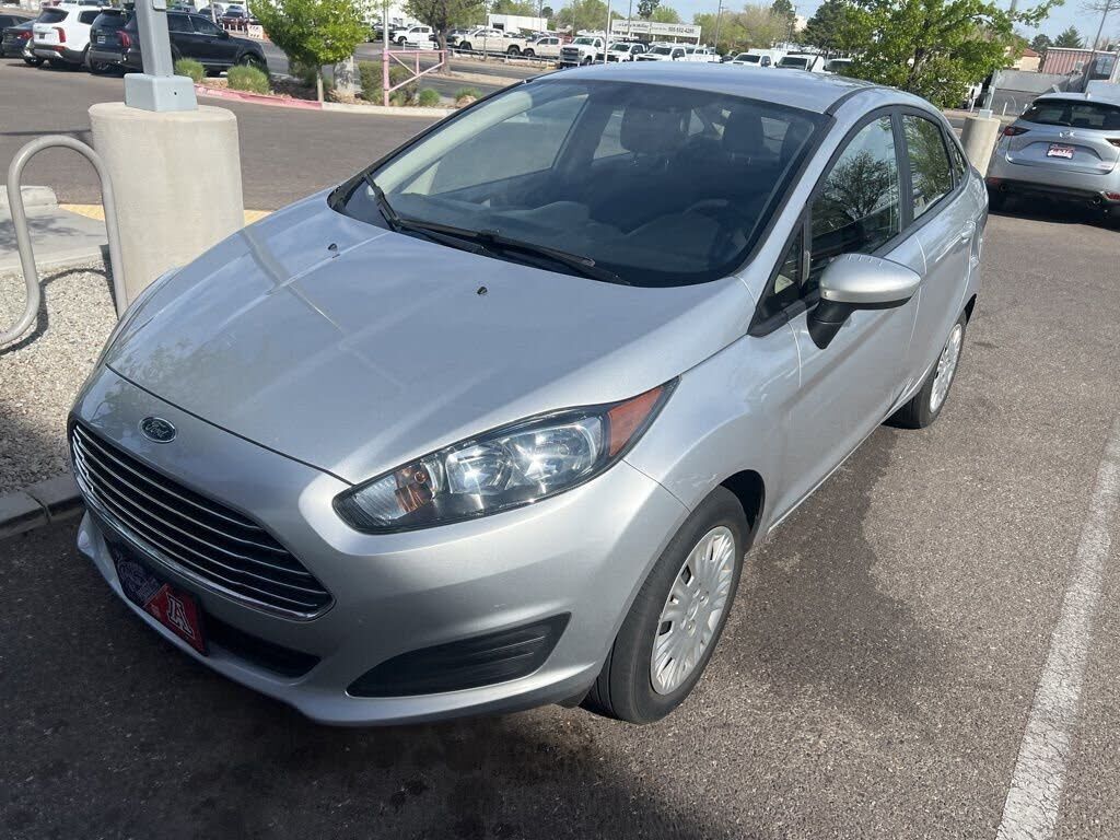 2017 FORD Fiesta