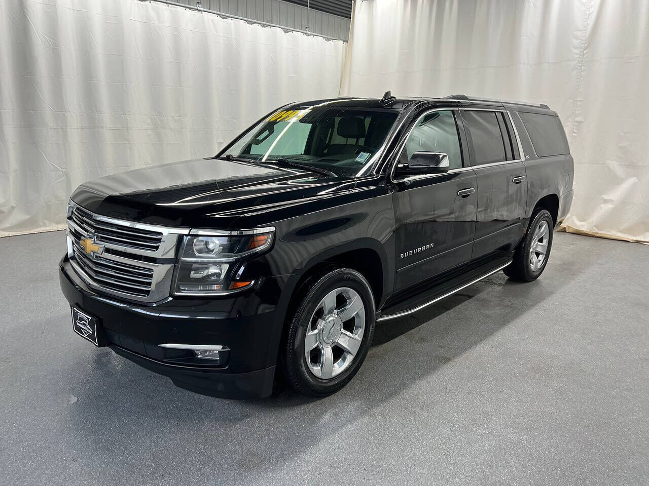 2016 CHEVROLET Suburban
