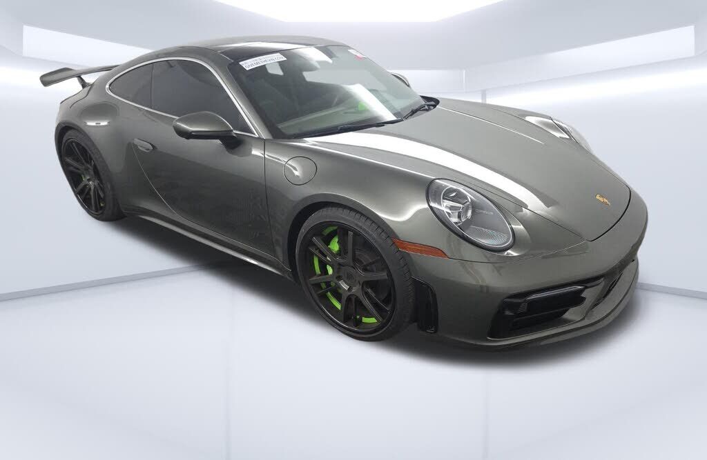 2020 PORSCHE 911