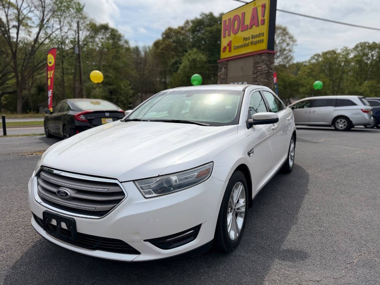 2013 FORD Taurus