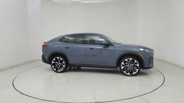 2025 BMW X2
