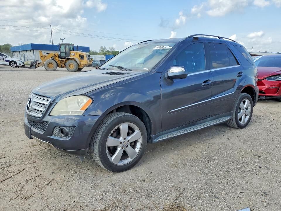 2010 MERCEDES-BENZ M-Class