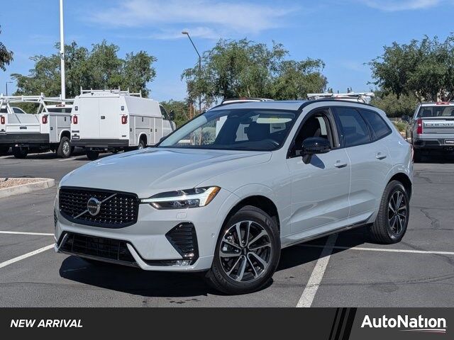 2025 VOLVO XC60