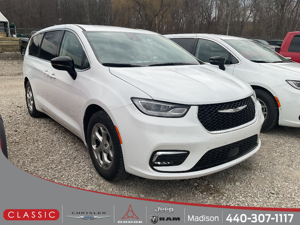 2024 CHRYSLER Pacifica