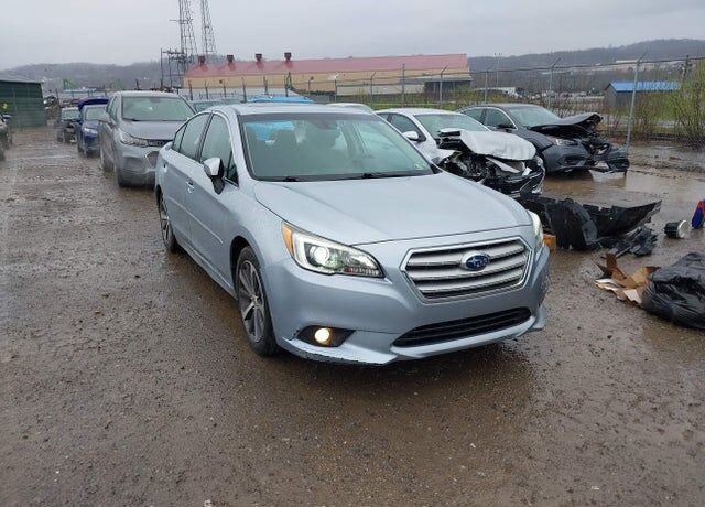 2017 SUBARU Legacy