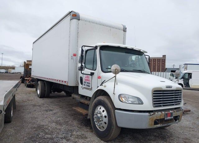 2015 FREIGHTLINER M2