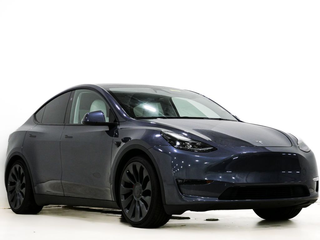 2023 TESLA Model Y