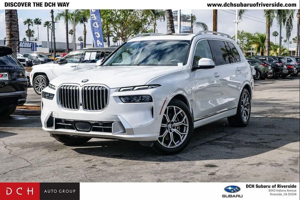 2023 BMW X7
