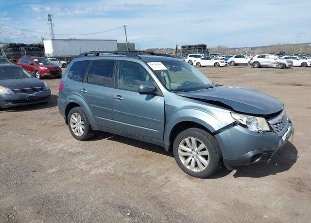 2012 SUBARU Forester