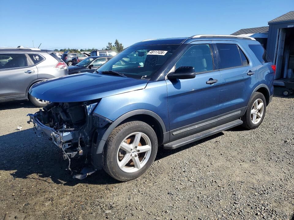 2018 FORD Explorer