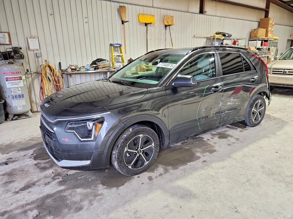 2023 KIA Niro