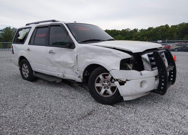 2010 FORD Expedition