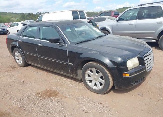 2005 CHRYSLER 300