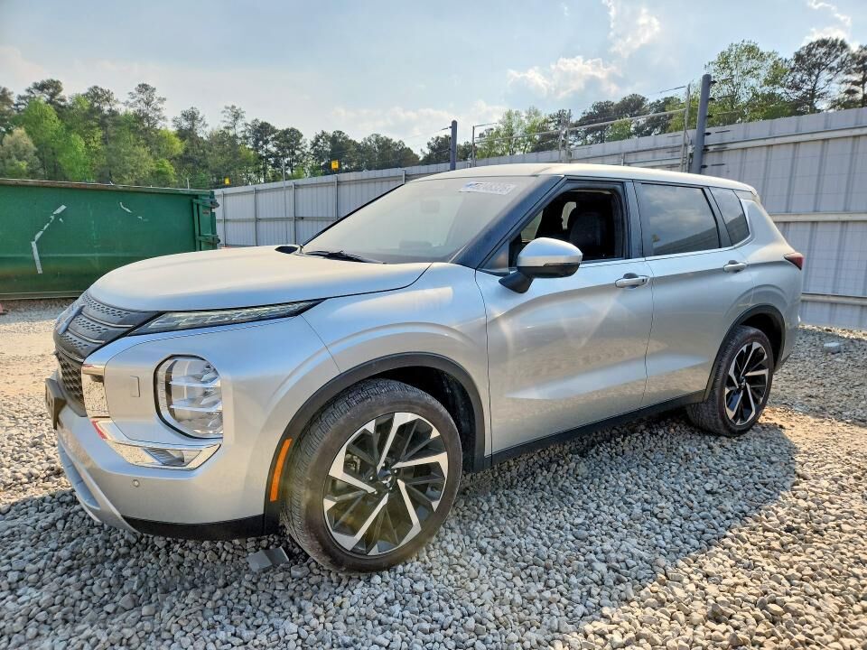 2024 Mitsubishi Outlander