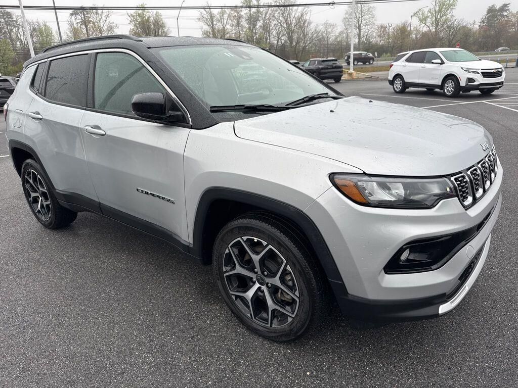 2025 JEEP Compass