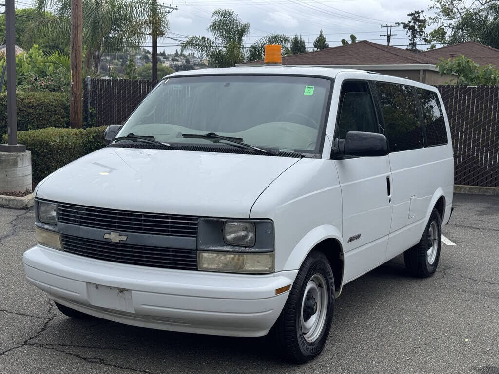 2000 Chevrolet Astro Van