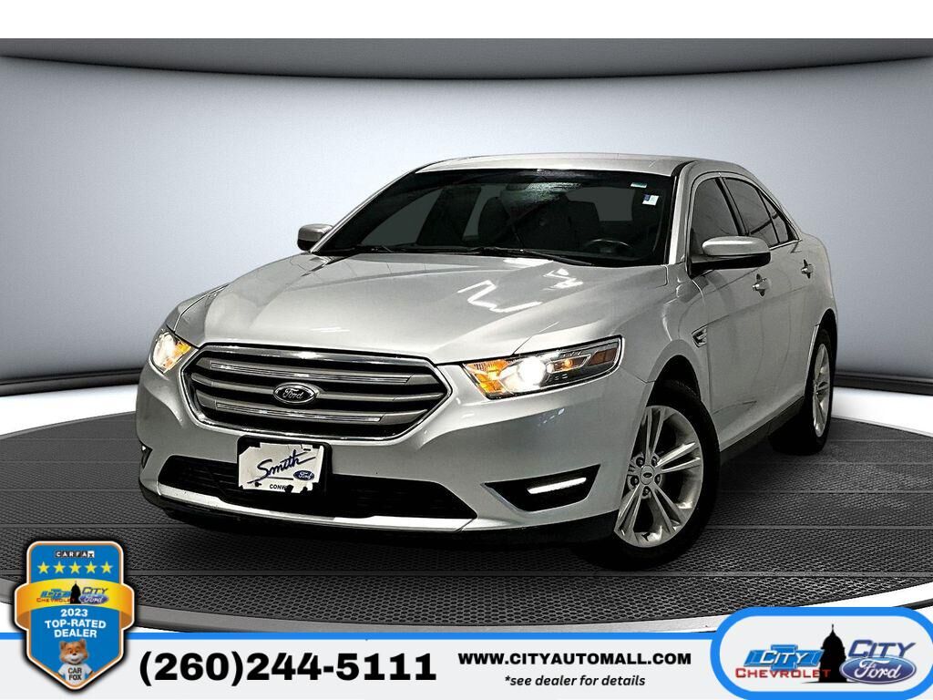 2013 FORD Taurus