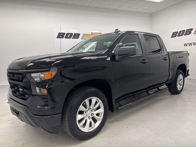 2024 CHEVROLET Silverado