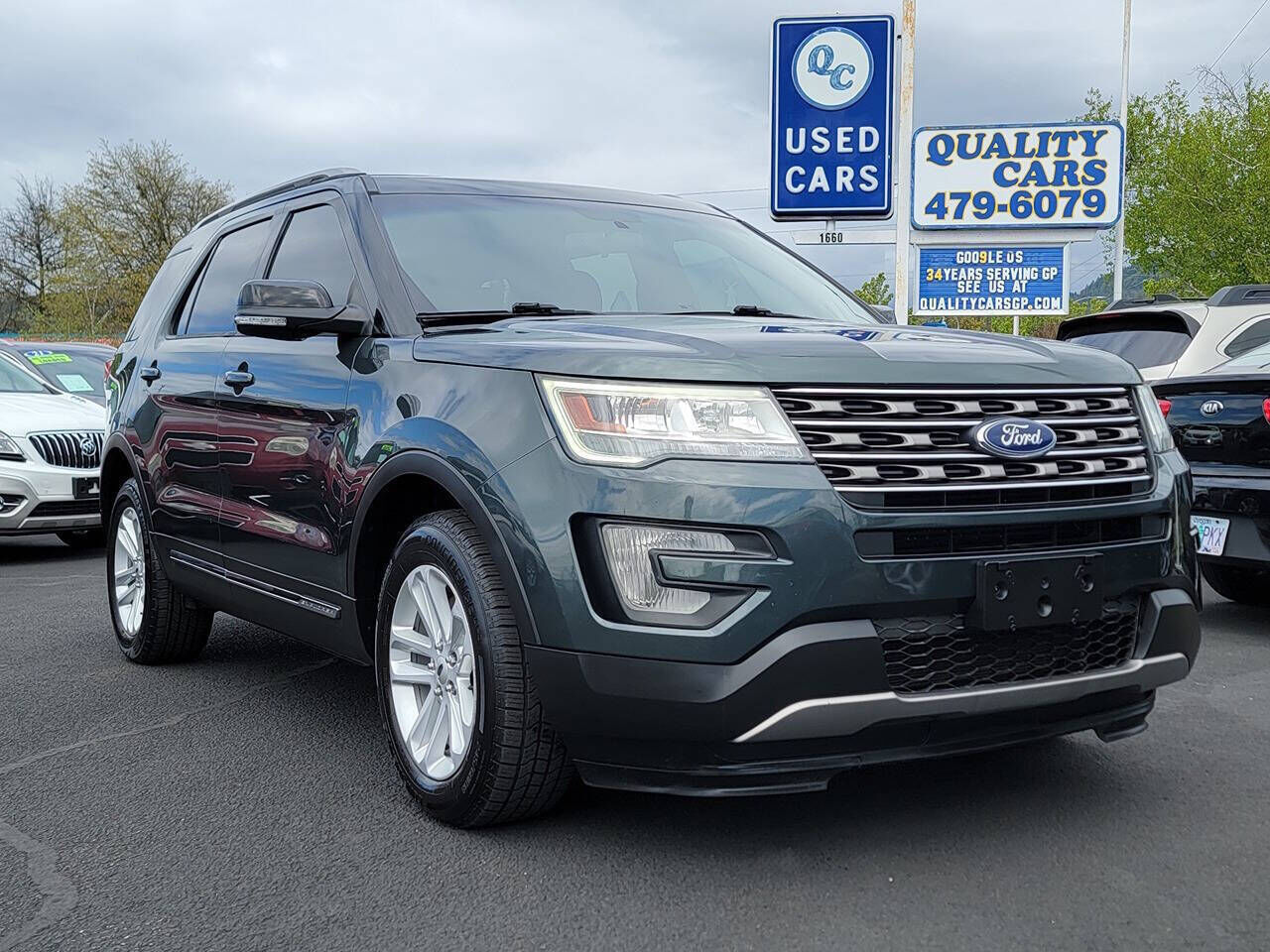 2016 FORD Explorer