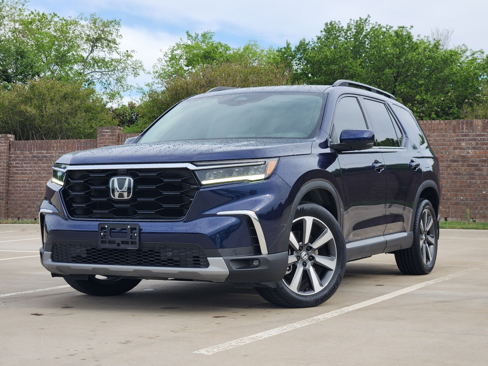 2023 HONDA Pilot