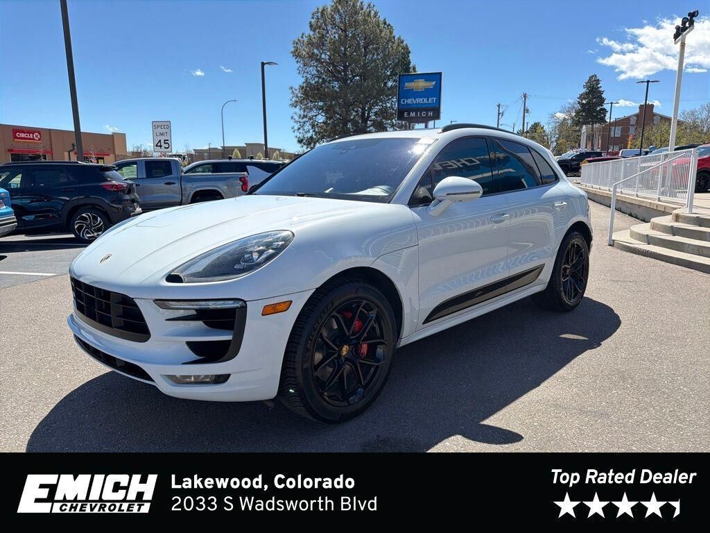2018 PORSCHE Macan